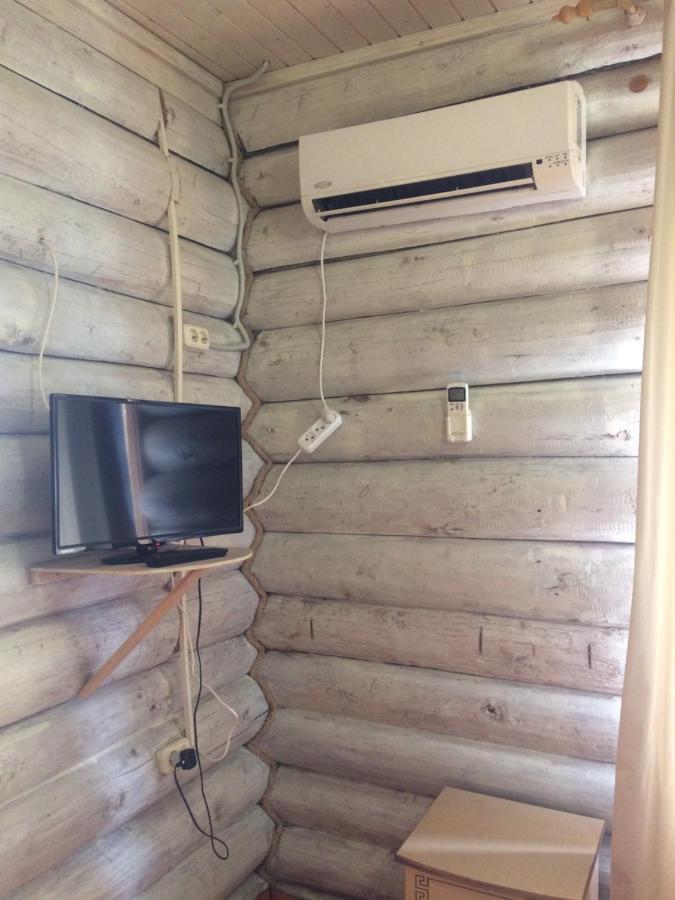 Гостевой Дом "Сария" Hotel Alakhadzi Kültér fotó