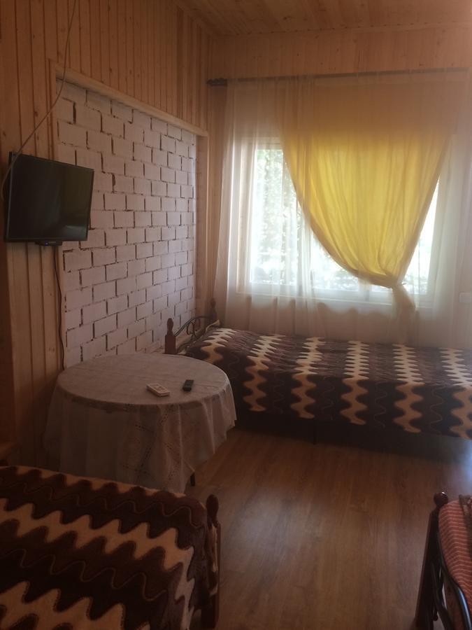 Гостевой Дом "Сария" Hotel Alakhadzi Kültér fotó