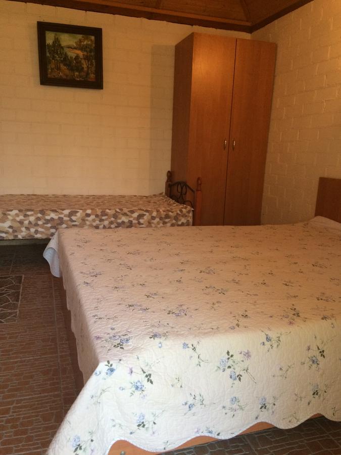 Гостевой Дом "Сария" Hotel Alakhadzi Kültér fotó