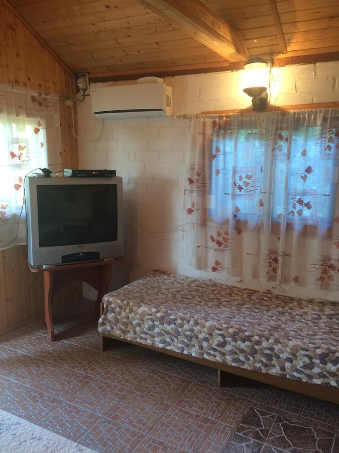Гостевой Дом "Сария" Hotel Alakhadzi Kültér fotó