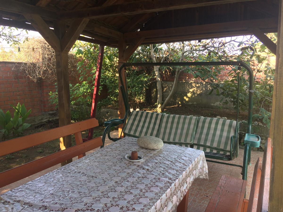 Гостевой Дом "Сария" Hotel Alakhadzi Kültér fotó